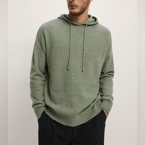 Zara Men’s Hooded Sweater